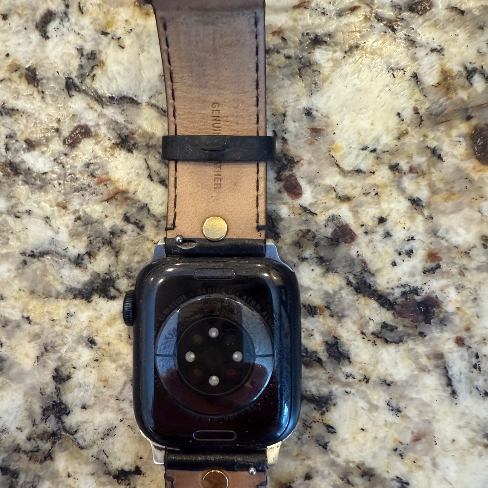 AppleWatch Series 9 w/cellular w/ 7 bands including two Tory Burch & one Machete - Picture 6 of 8